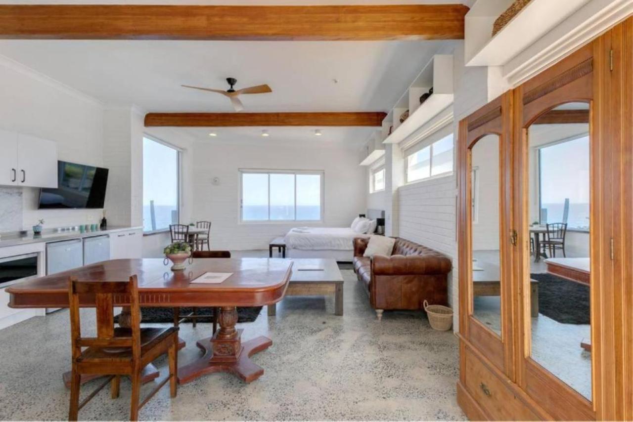 Upscale Cliffside Studio With Ocean Views North Bondi Sidney Exterior foto