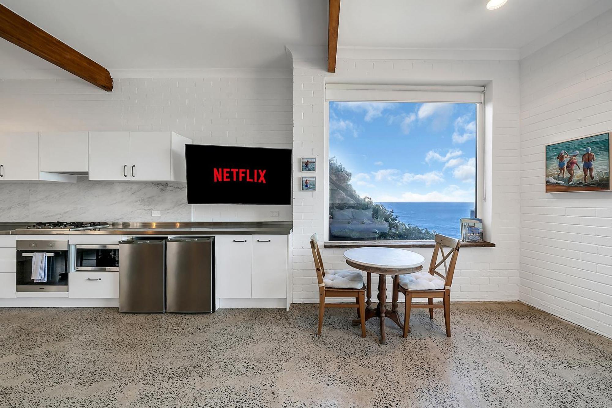 Upscale Cliffside Studio With Ocean Views North Bondi Sidney Exterior foto