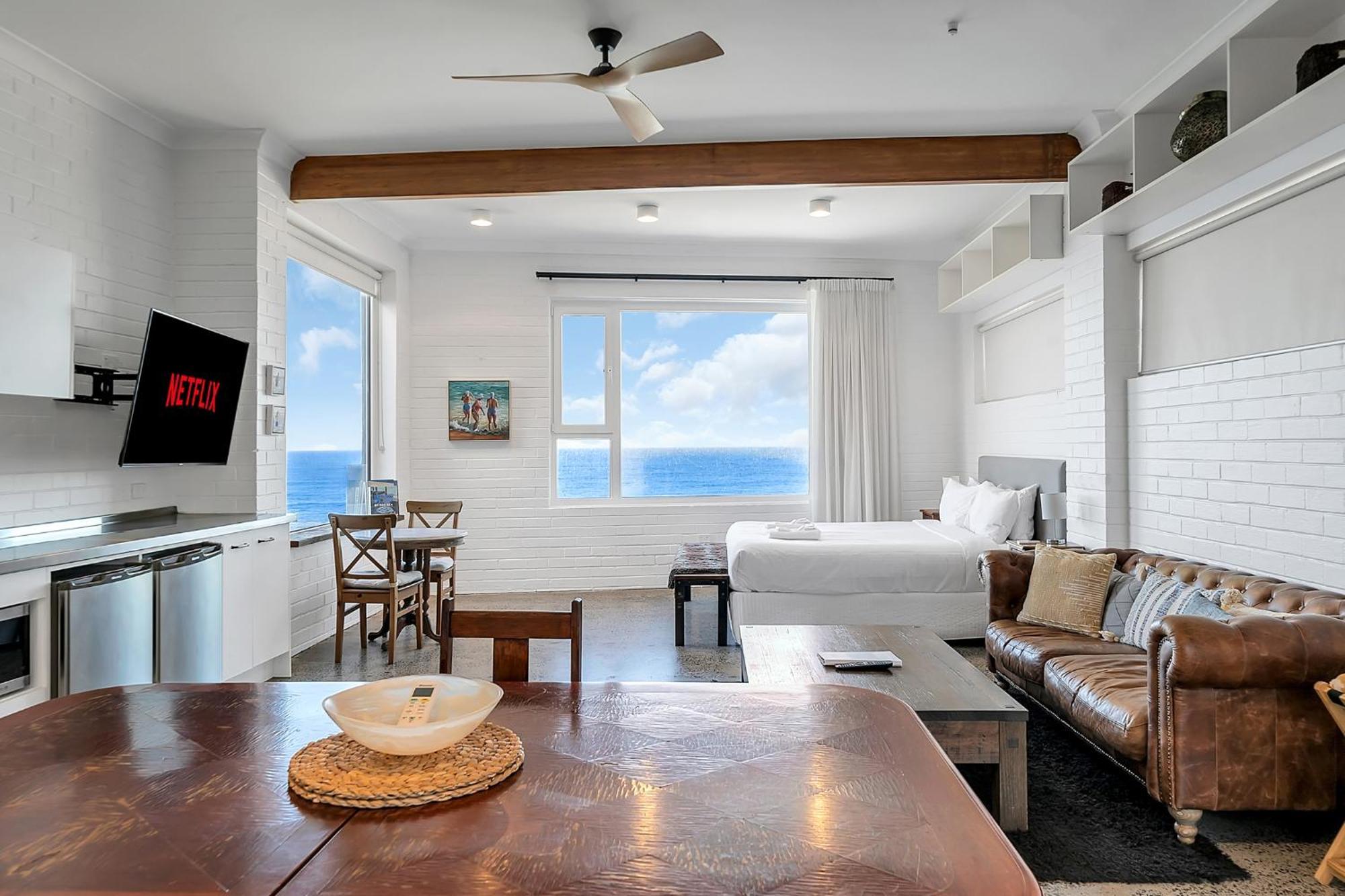 Upscale Cliffside Studio With Ocean Views North Bondi Sidney Exterior foto